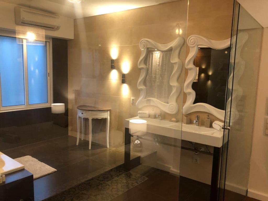 Luxury Central Apartment With Rooftop By Great&Cosy Porto Bagian luar foto