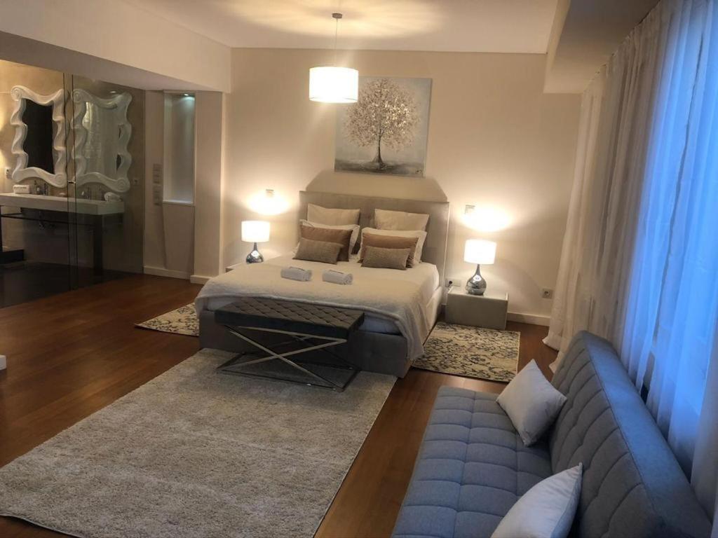 Luxury Central Apartment With Rooftop By Great&Cosy Porto Bagian luar foto